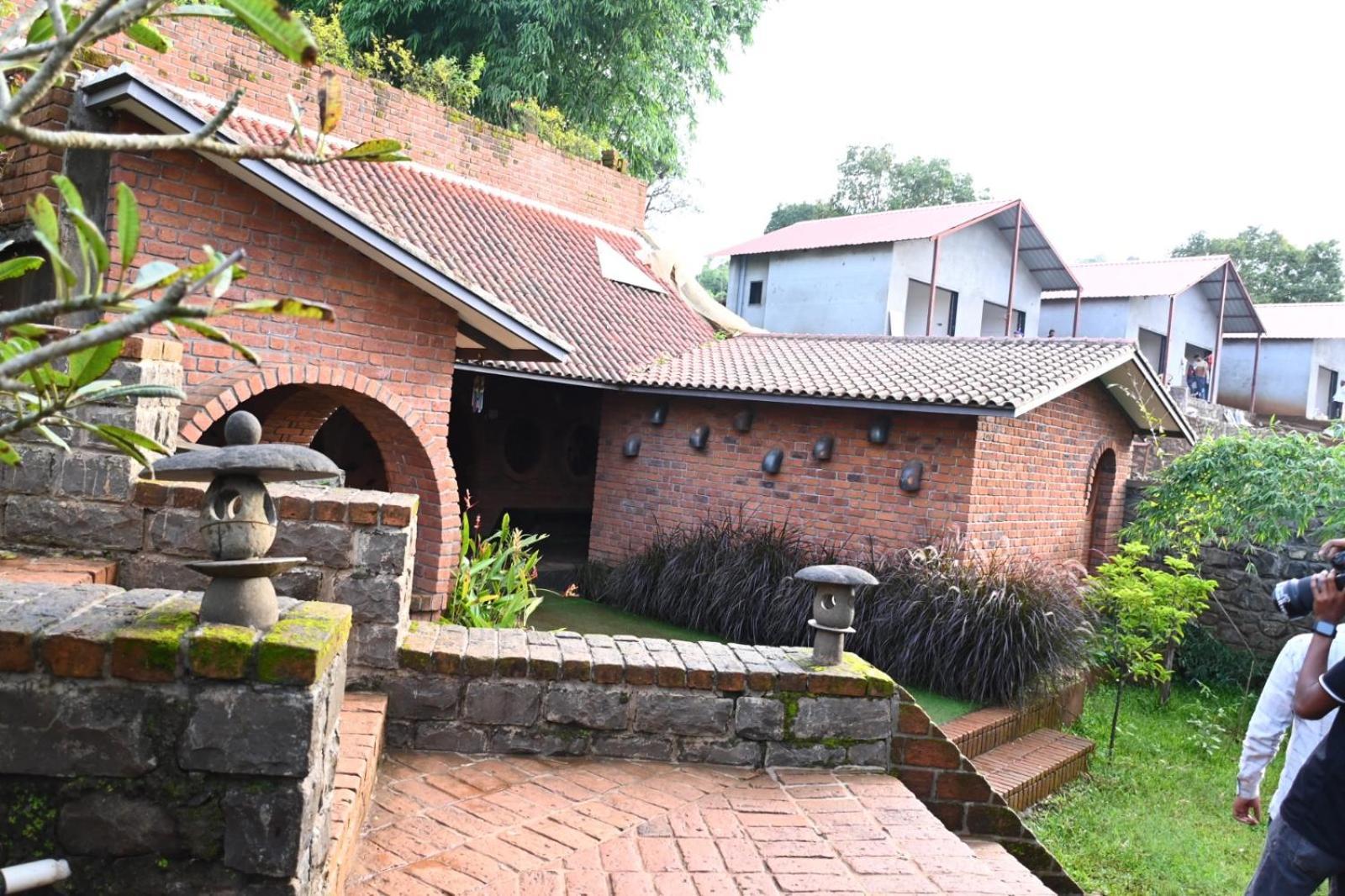 Bamboo And Bricks Resort Welhe 외부 사진