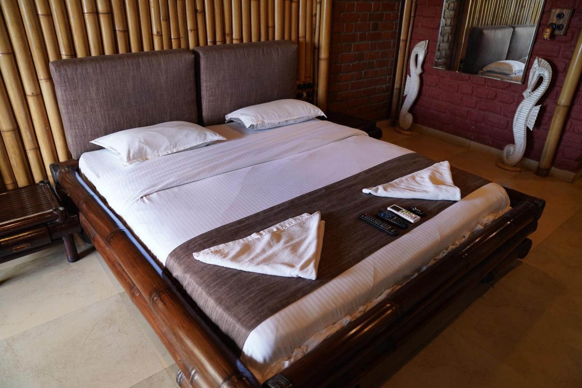 Bamboo And Bricks Resort Welhe 외부 사진